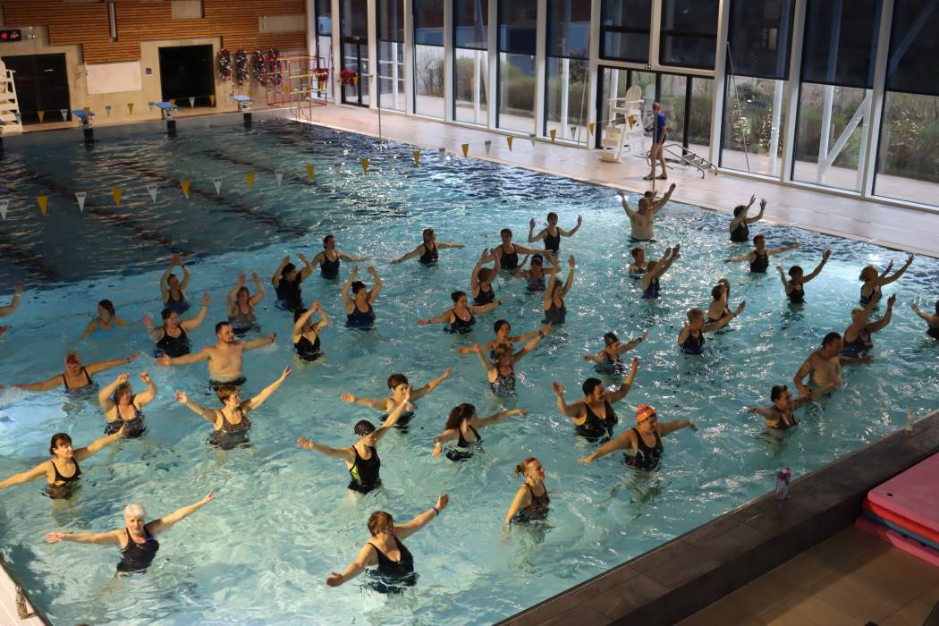 Mars Bleu - Piscine Aqua'MM de la Ville de Neuves-Maisons