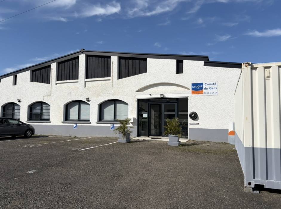 Façade comité 32