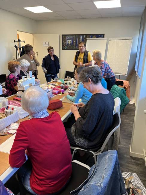 Bénévoles en action pour Octobre Rose / 2023